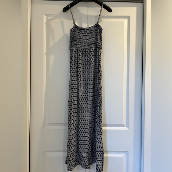 <Uniqlo> long maxi dress(2/$10) - Picture 1 of 3